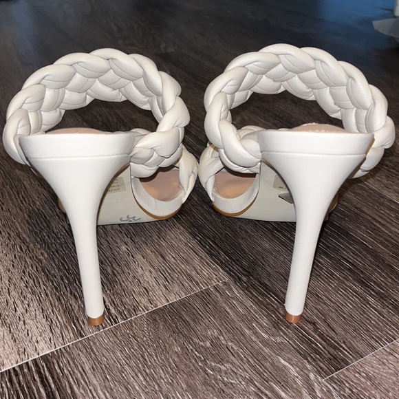 Steve Madden Kenley heels - Picture 2 of 5